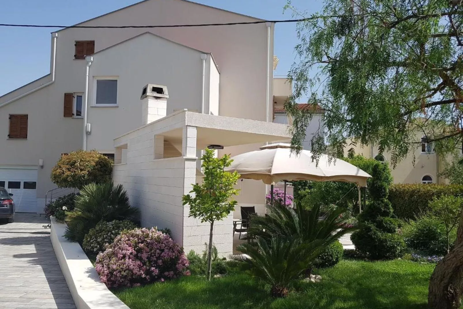 Villa Calypso Royal Apartment - Two Bedroom Apartment with Swimming Pool-Buitenlucht