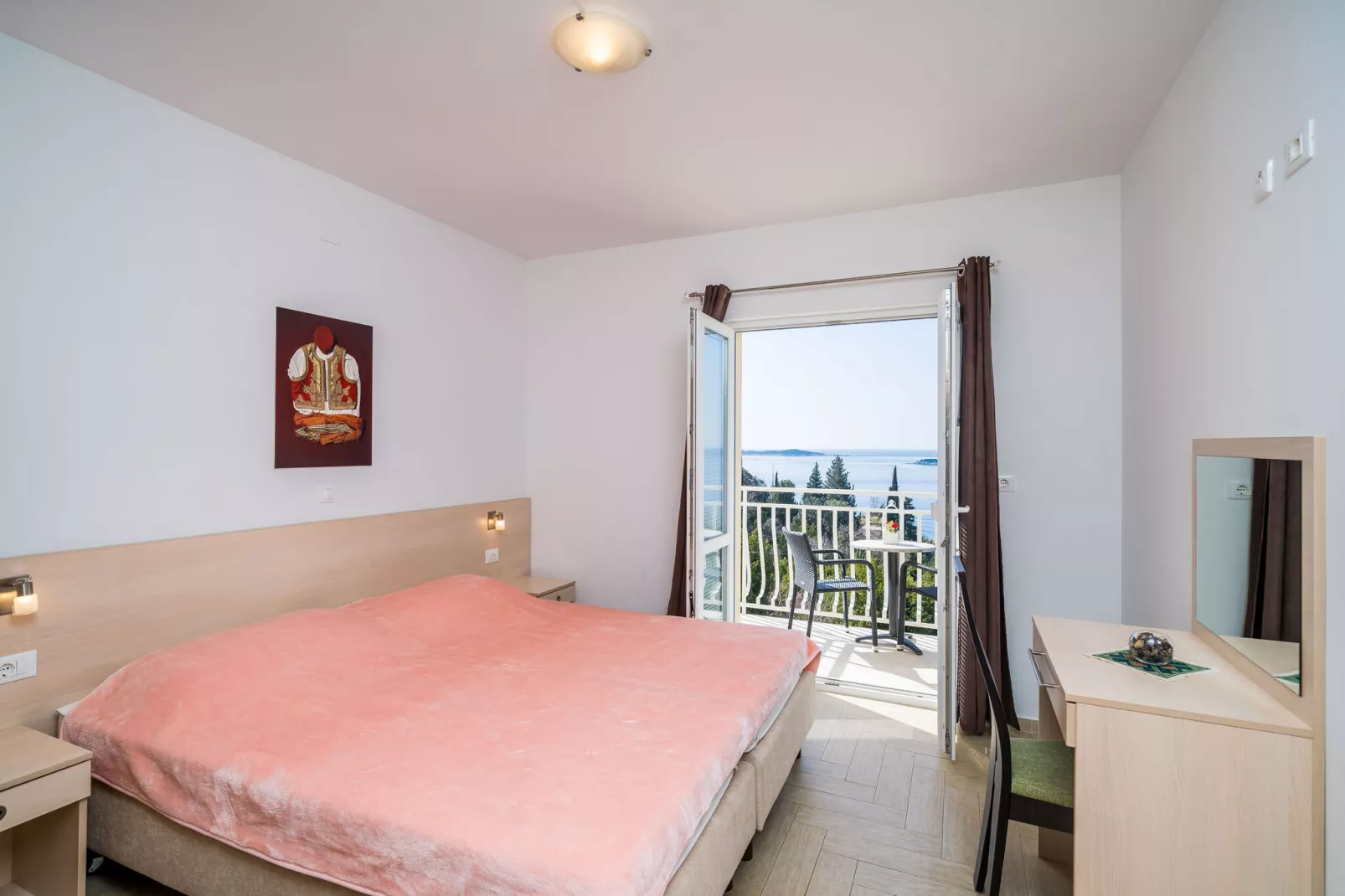 Villa Samba - Superior One-Bedroom Apartment with Balcony and Sea View-Slaapkamer