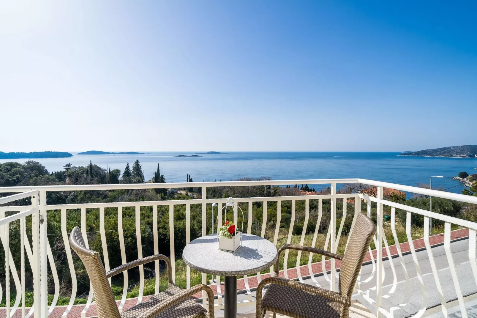 Villa Samba - Standard One-Bedroom Apartment with Balcony and Sea View-Uitzicht