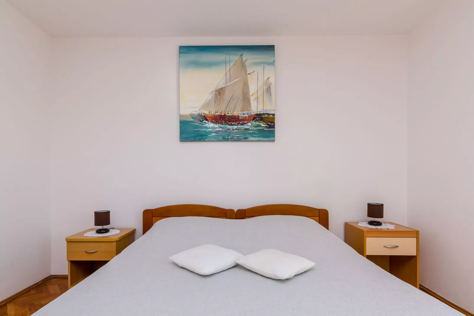 Guest House Vulic - Double Room with Balcony and Shared Bathroom-Slaapkamer