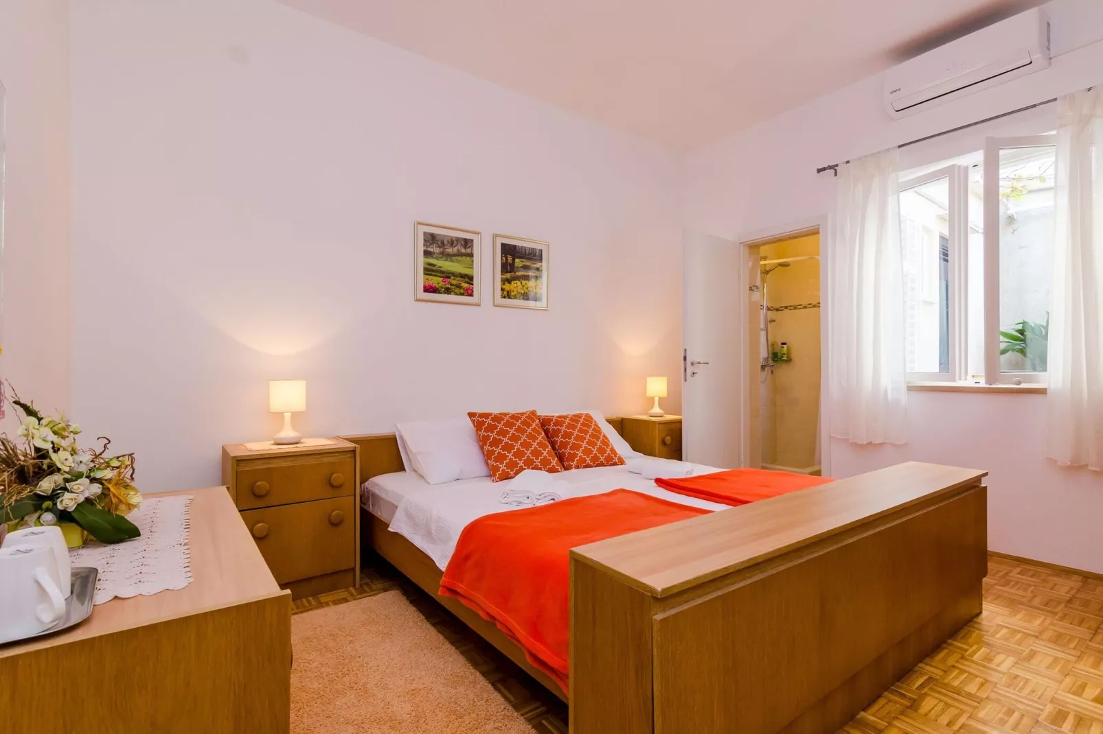 Rooms Batina- Standard Double Room-2-Binnen