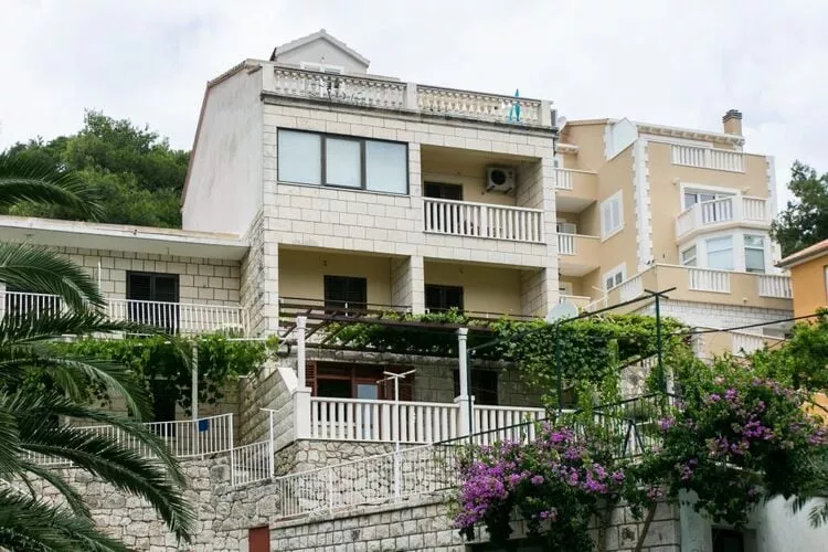 Apartments Laura Mljet - Comfort One Bedroom Apartment with Balcony and Sea View-Uitzicht