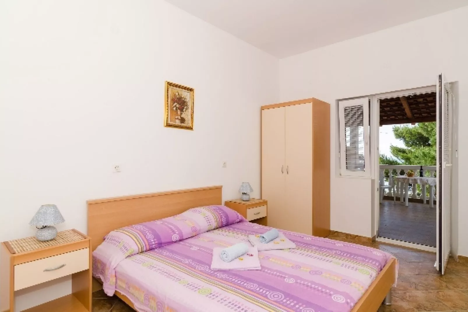 Apartments Franka Saplunara-Double Room with Terrace and Sea View-Slaapkamer