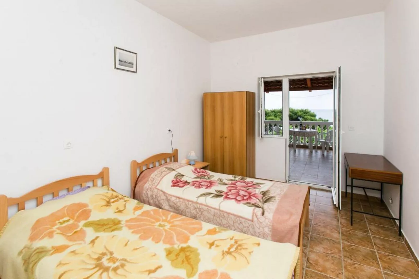 Apartments Franka Saplunara-Twin Room with Terrace and Sea view  No1