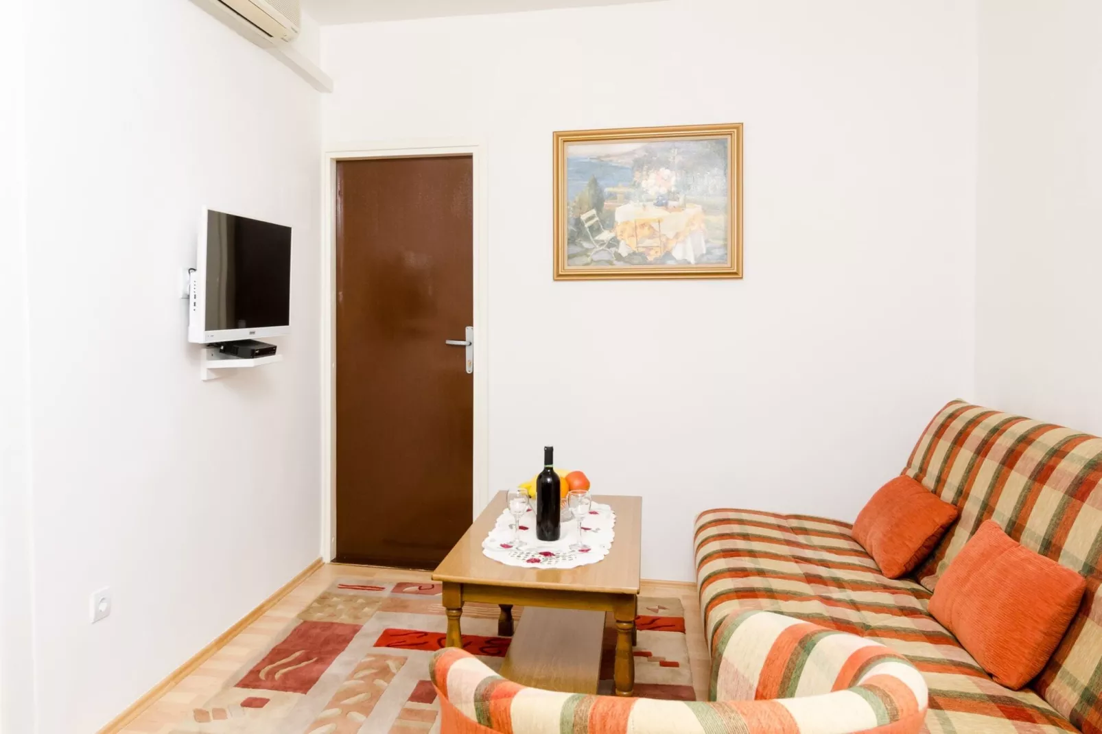 Apartment Amela - Two Bedroom Apartment with Balcony