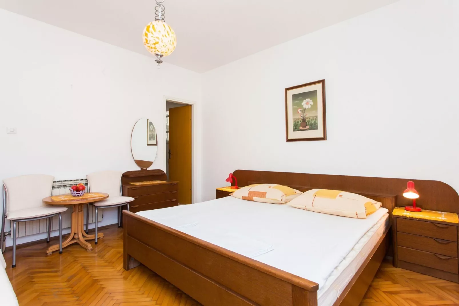 Guest House Ljubica - Double Room with Private Bathroom-2-Slaapkamer