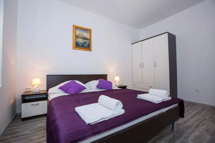 Villa Roza- Two-Bedroom Apartment