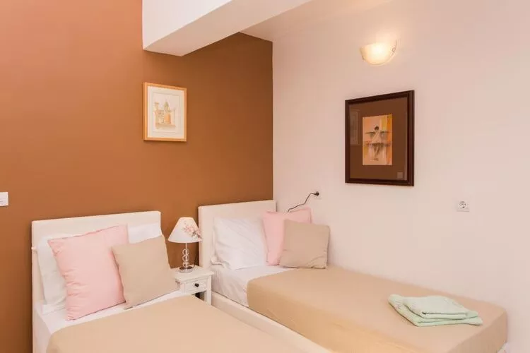 Guest House Ćuk - Standard Double or Twin Room