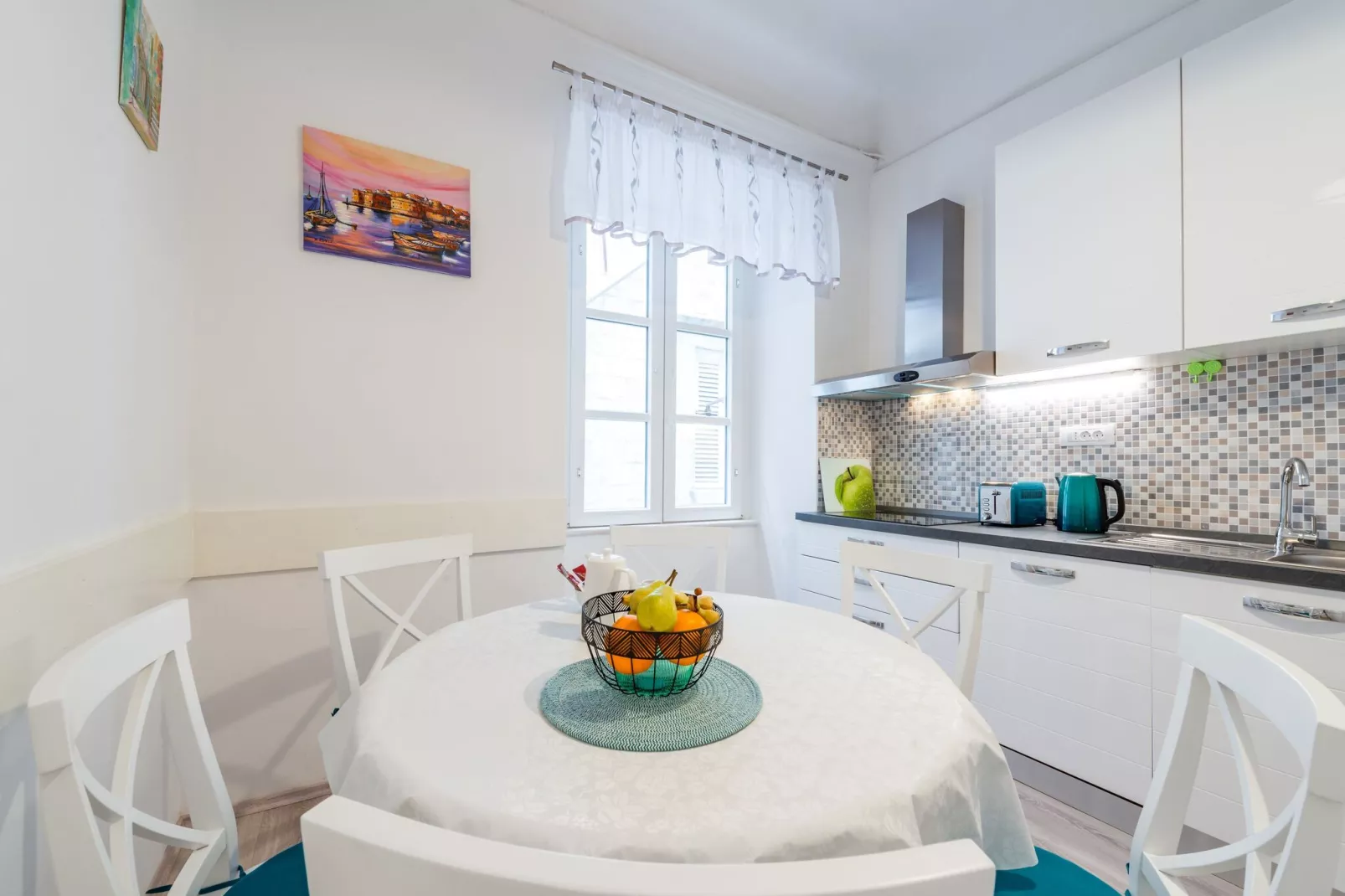 Old Town Finest - Two-Bedroom Apartment (4+2 Adults) - Lucarica 4 Street (First floor)-Eetkamer