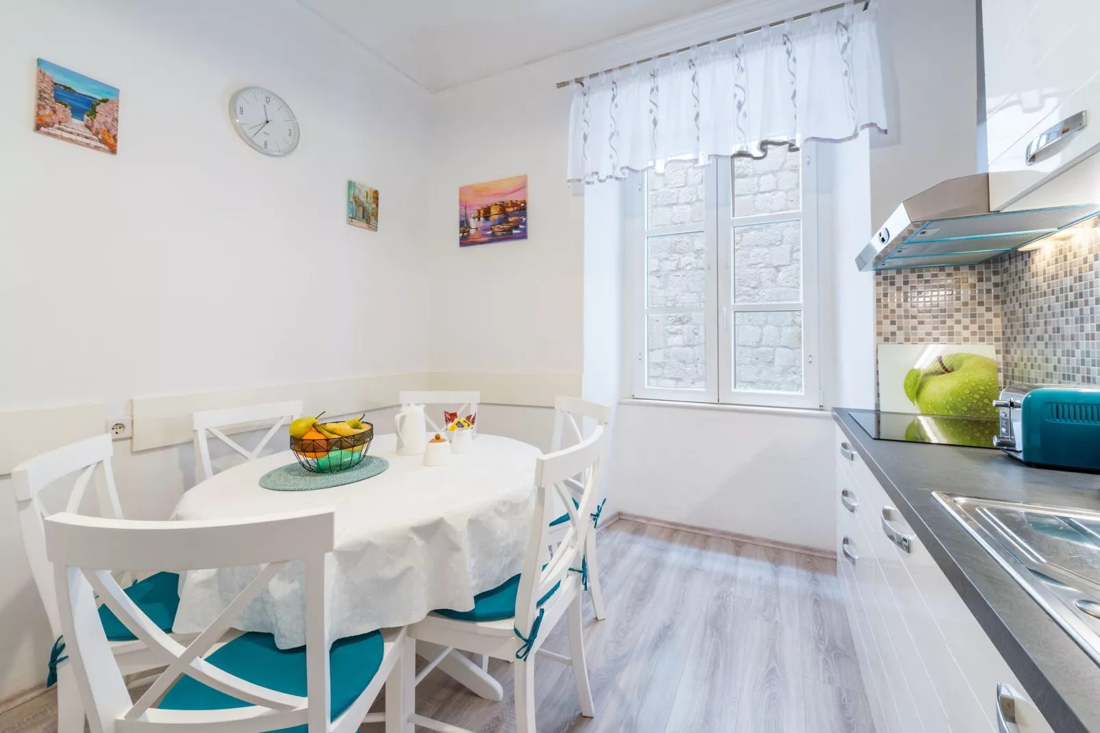 Old Town Finest - Two-Bedroom Apartment (4+2 Adults) - Lucarica 4 Street (First floor)-Eetkamer