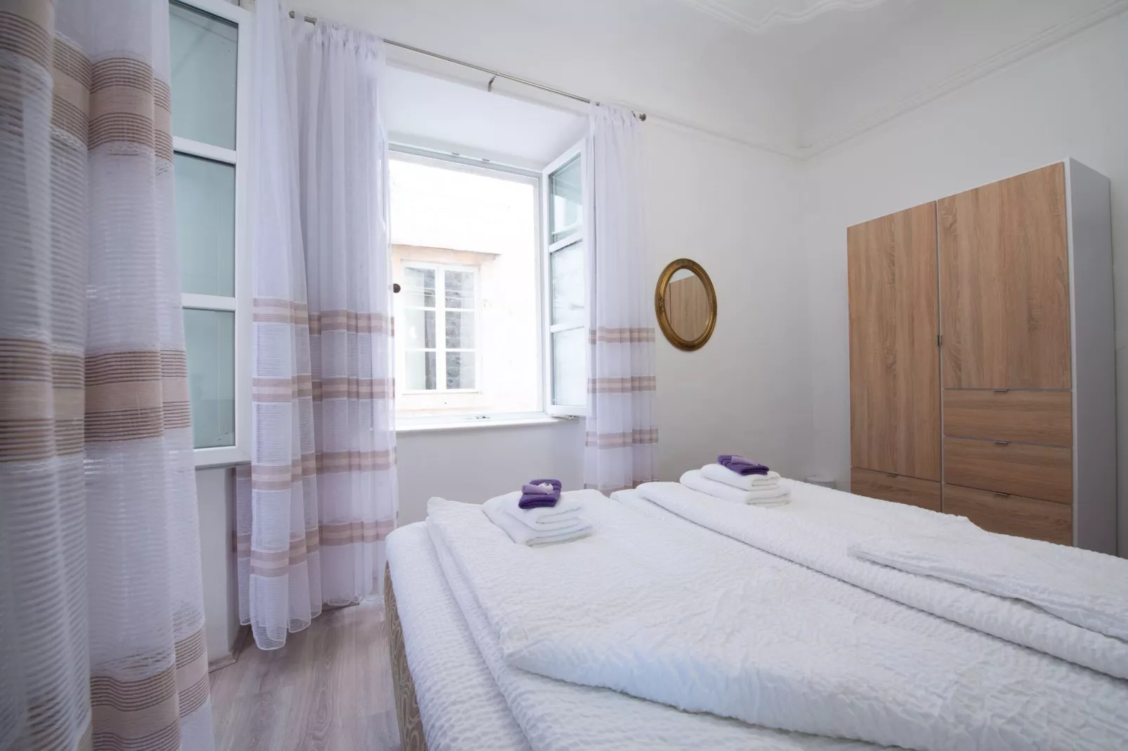 Old Town Finest - Two-Bedroom Apartment (4+2 Adults) - Lucarica 4 Street (First floor)-Slaapkamer