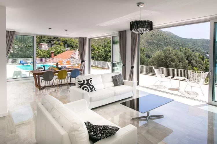 Villa Dupcic - Five-Bedroom Villa with Private Pool and Sea View-Woonkamer