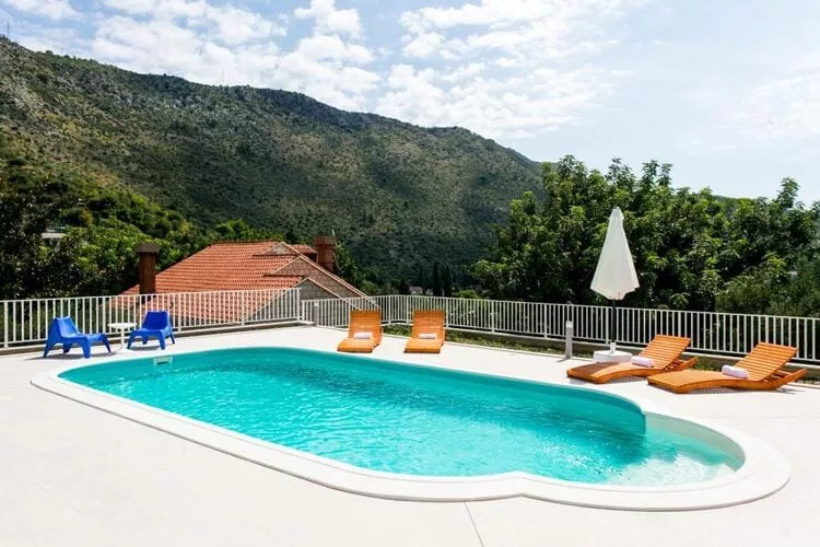 Villa Dupcic - Five-Bedroom Villa with Private Pool and Sea View-Zwembad