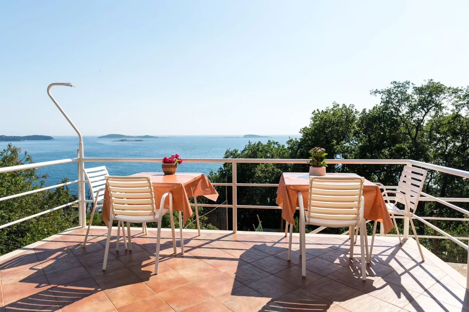 Villa Barbara - Studio with Terrace and Sea View (2 Adults)