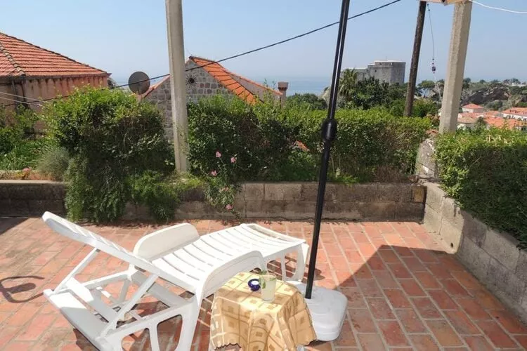 Apartment Sunshine - Two Bedroom Apartment with Sea View-Terras