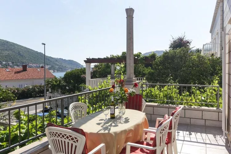 Villa Celenca - Two Bedroom Apartment with Balcony and Sea View - A3-Terrasbalkon