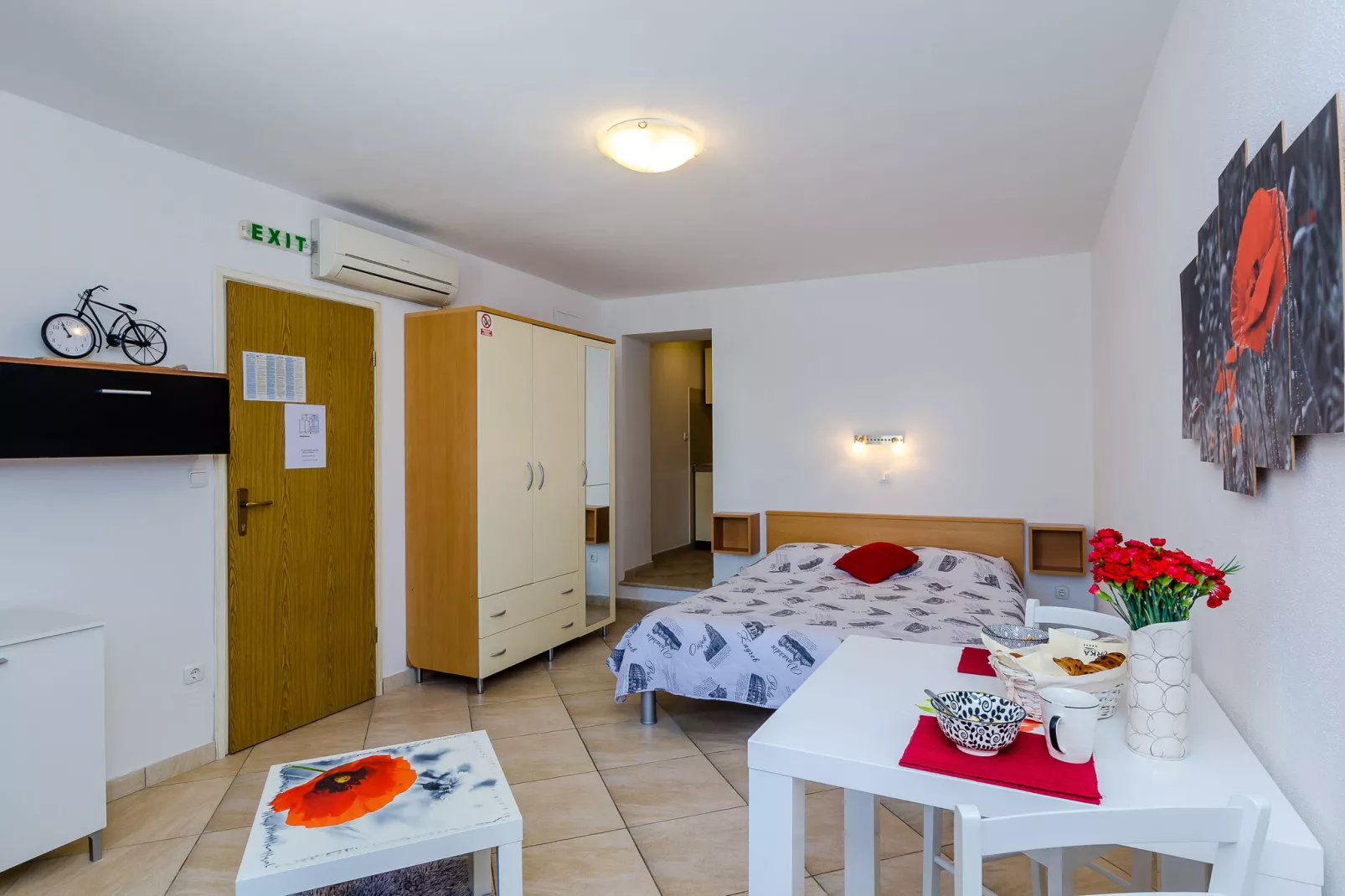 Orka Apartments - Studio (2 Adults)-Slaapkamer