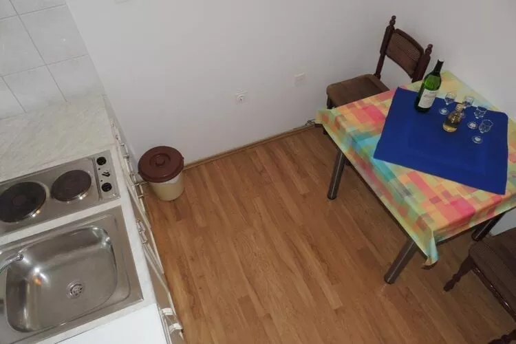 Apartments Travarevic - Two-Bedroom Apartment (4 Adults) No1