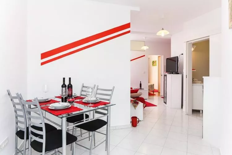 Apartments Pojko - Standard One-Bedroom Apartment with Terrace (Red)-Eetkamer