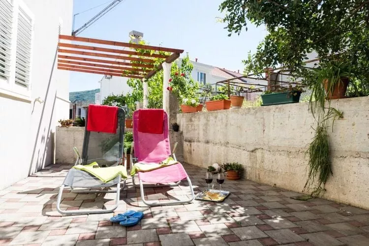 Apartments Ira  - Studio with Terrace (3 Adults)