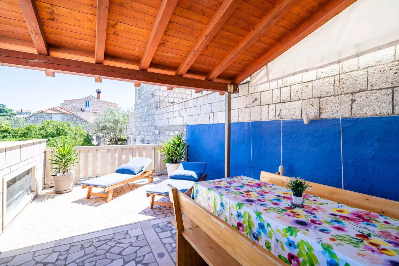 Apartments Nikolina (LU) - Studio (3 Adults)-Terras