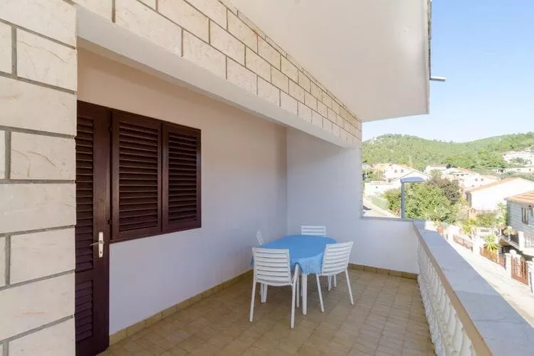 Apartments Kuzma - Four-Bedroom Apartment with Terrace and Sea View