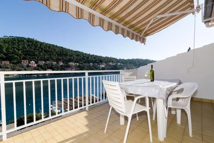 Apartments Kuzma- Two-Bedroom Apartment with Balcony and Sea View-Terrasbalkon