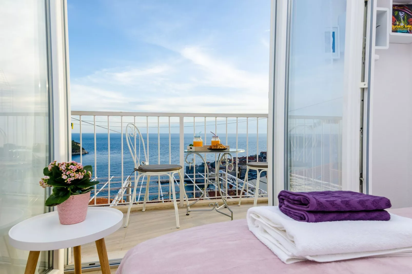 Ploce Apartments-One-Bedroom Apartment with Balcony and Sea View - Ante Topića Mimare 10 Street (Mali)-Terrasbalkon