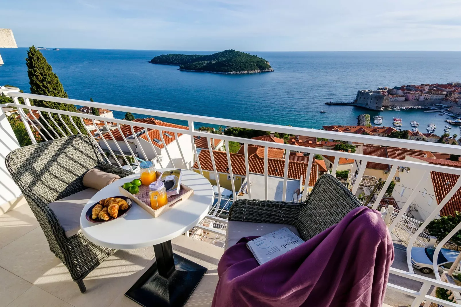 Ploce Apartments-One-Bedroom Apartment with Terrace and Sea View - Ante Topića Mimare 10 Street (Veliki)-Terrasbalkon