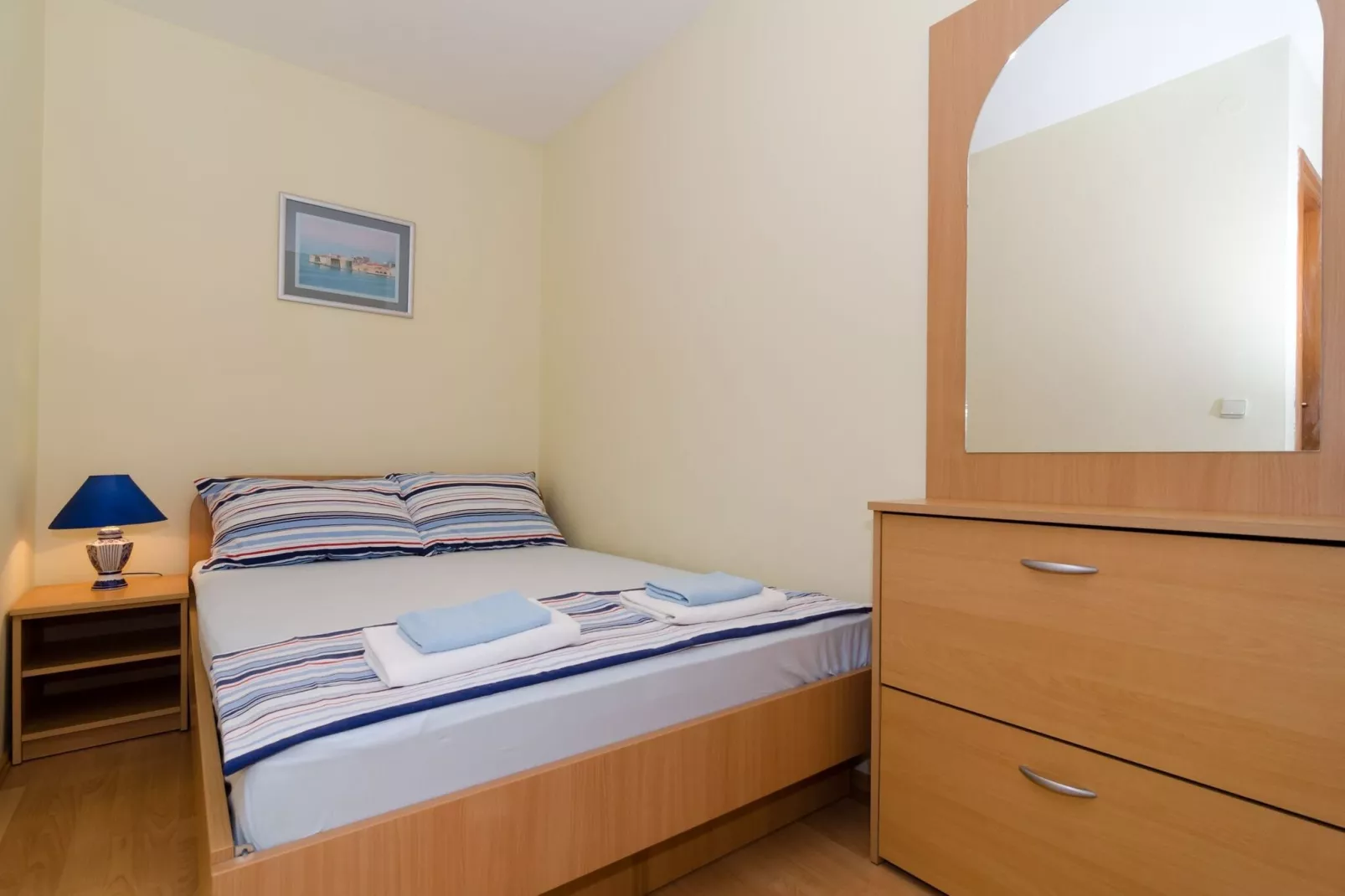 Apartments Radic - Studio Apartment (2-3 Adults) - Kneza Domagoja Street - BR 3-Woonkamer