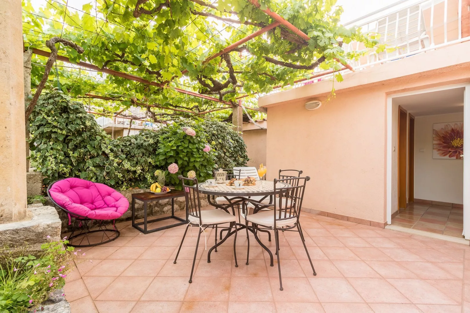 Apartments Lotea - Two-Bedroom Apartment with Terrace-Terras