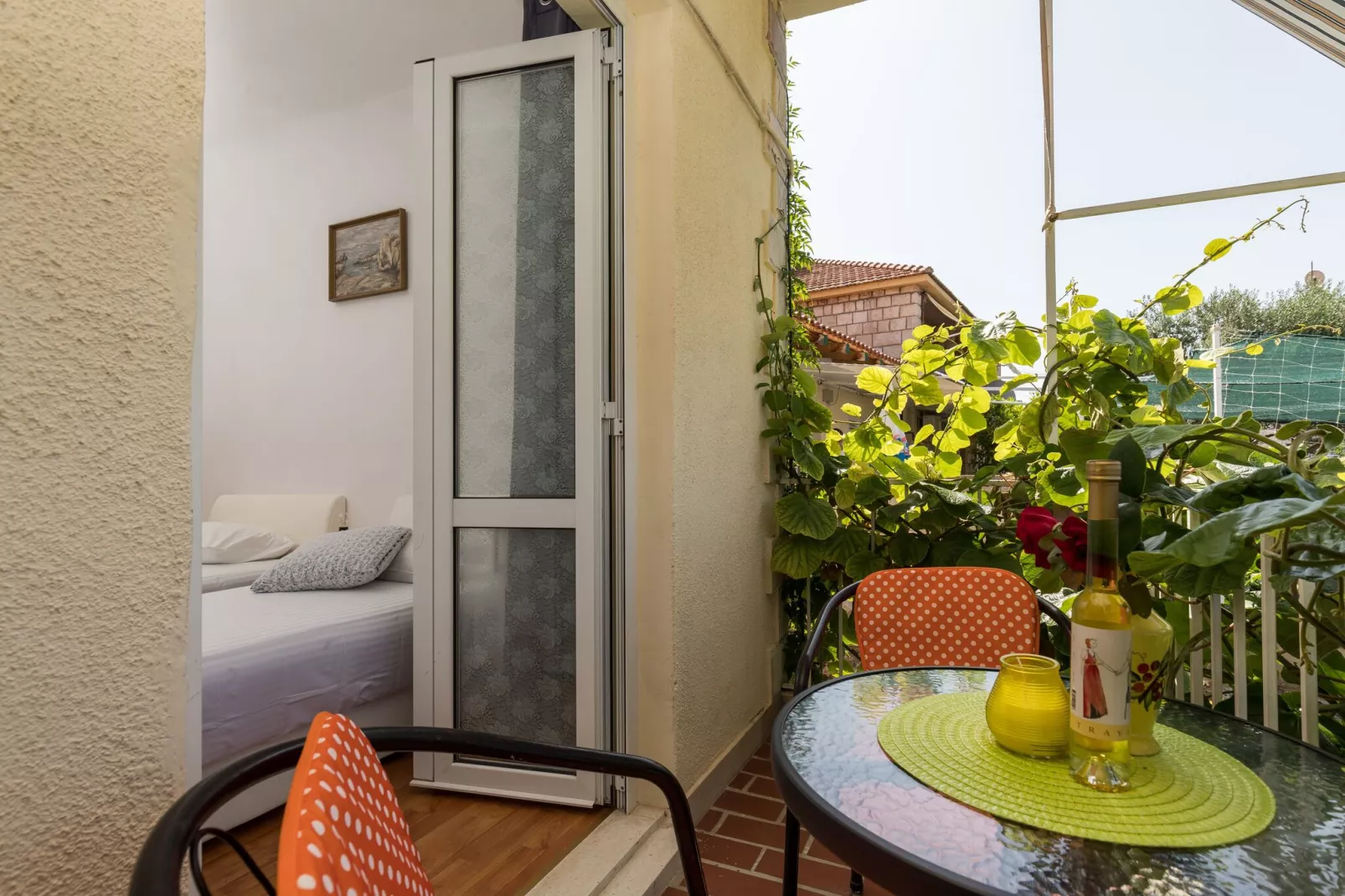 Guest House Bradas- Twin  Room with Shared Bathroom No4-Terrasbalkon