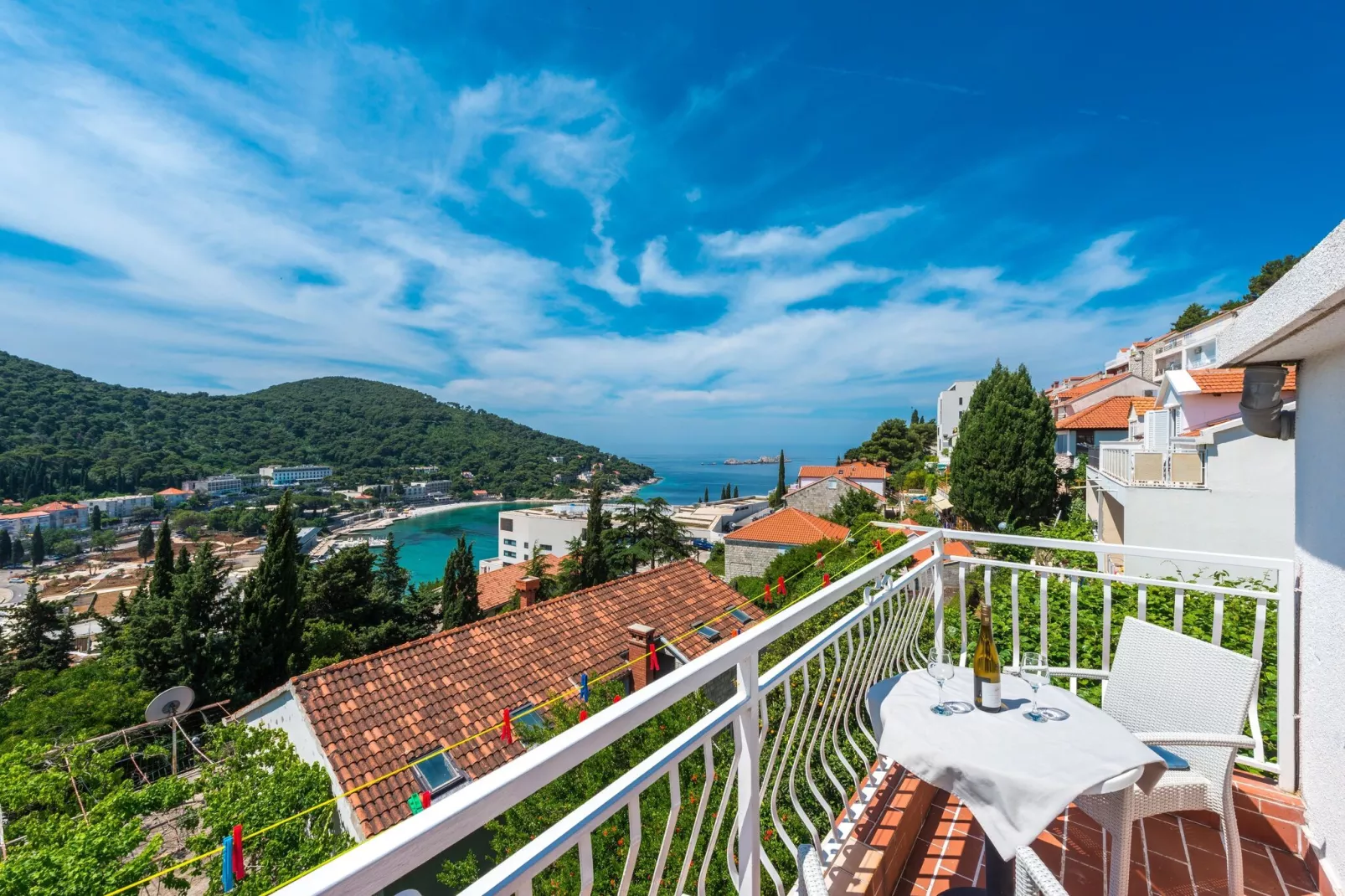 Apartments Lucija - Three Bedroom Apartment with Terrace and Sea View-Terrasbalkon