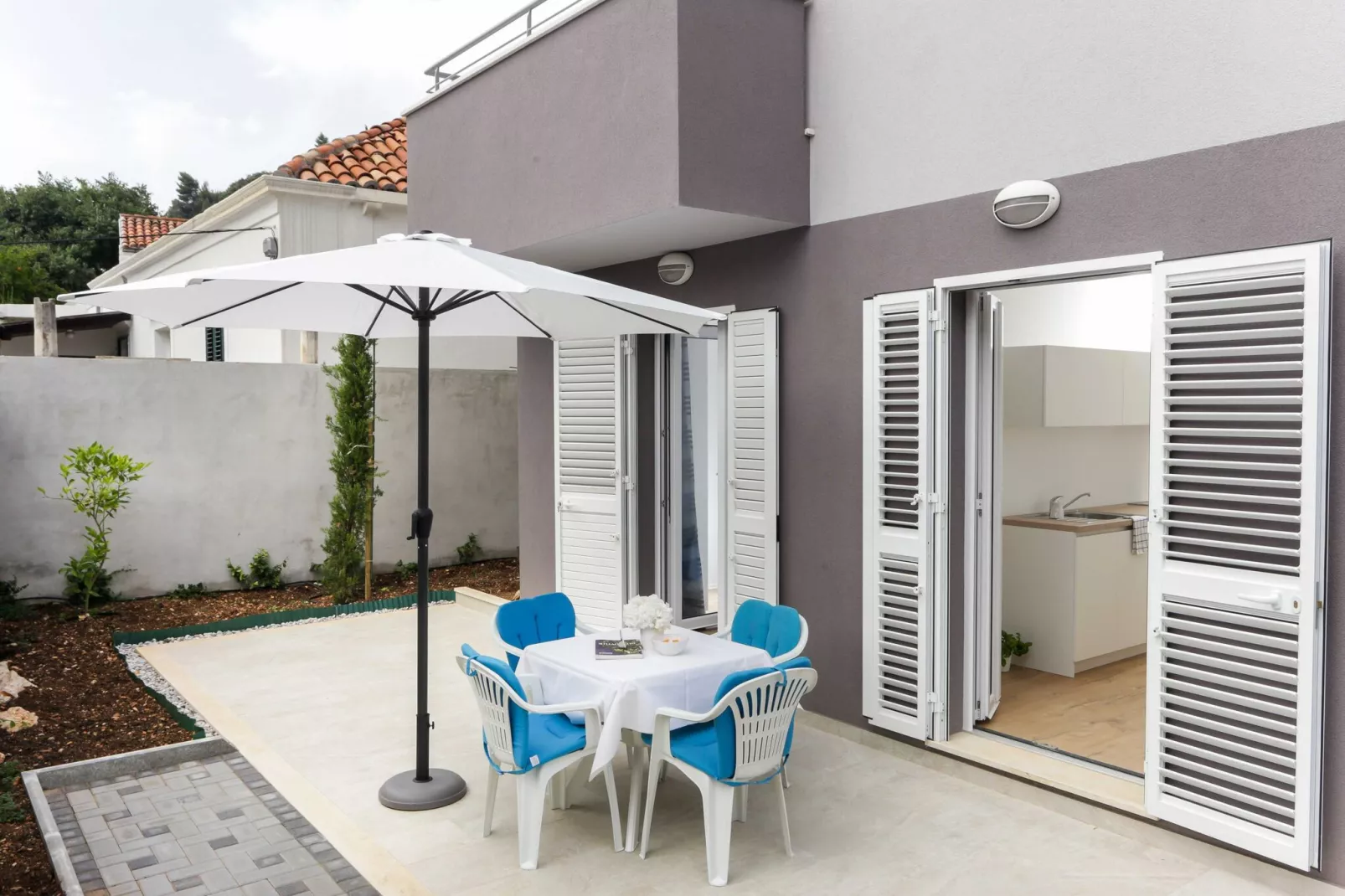 Apartments Villa Karmen - Comfort One-Bedroom Apartment with Terrace (Marine)