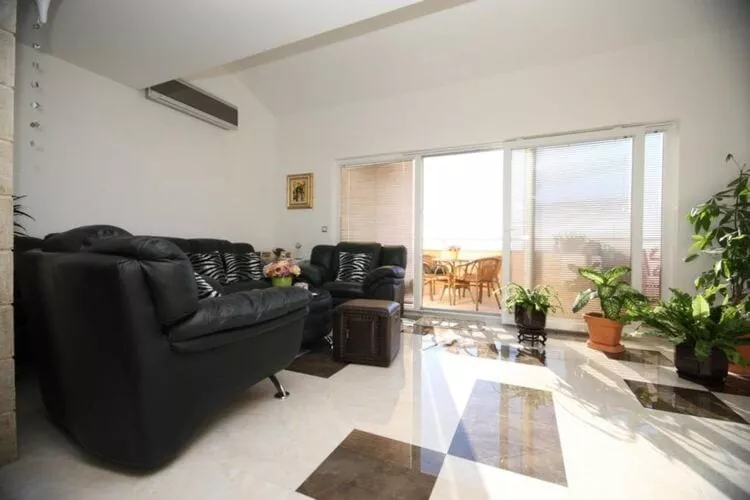 Apartment Ana - Four Bedroom Apartment with Terrace, Sea View and Private Pool