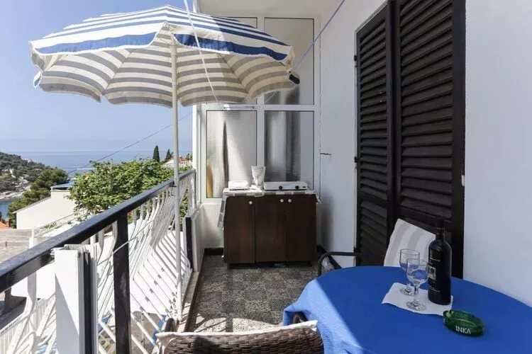 Lapad View Apartments - Double Room with Balcony and Sea View-Buitenlucht