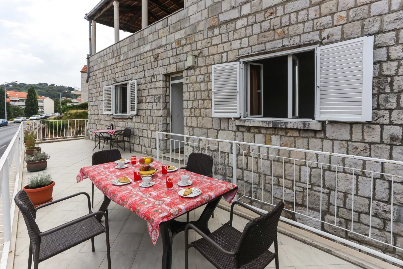 Apartments Sisic - Two Bedroom Apartment with Terrace