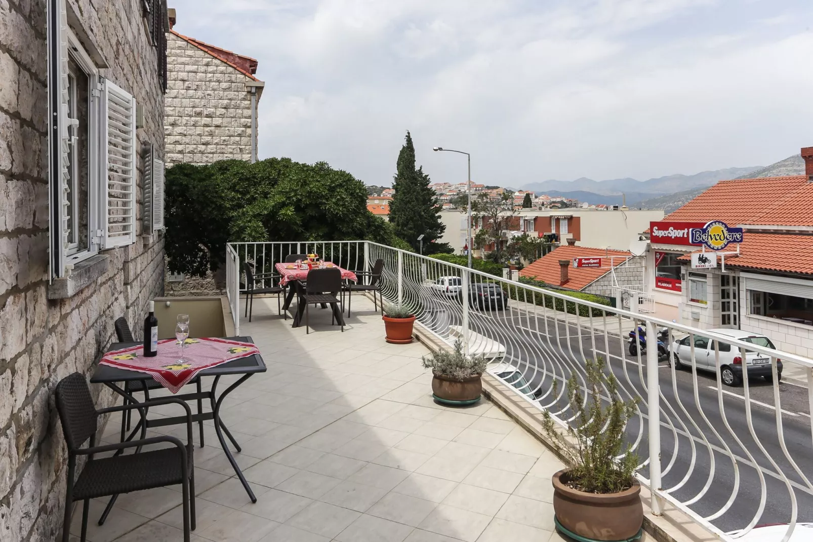 Apartments Sisic - Two Bedroom Apartment with Terrace-Terras