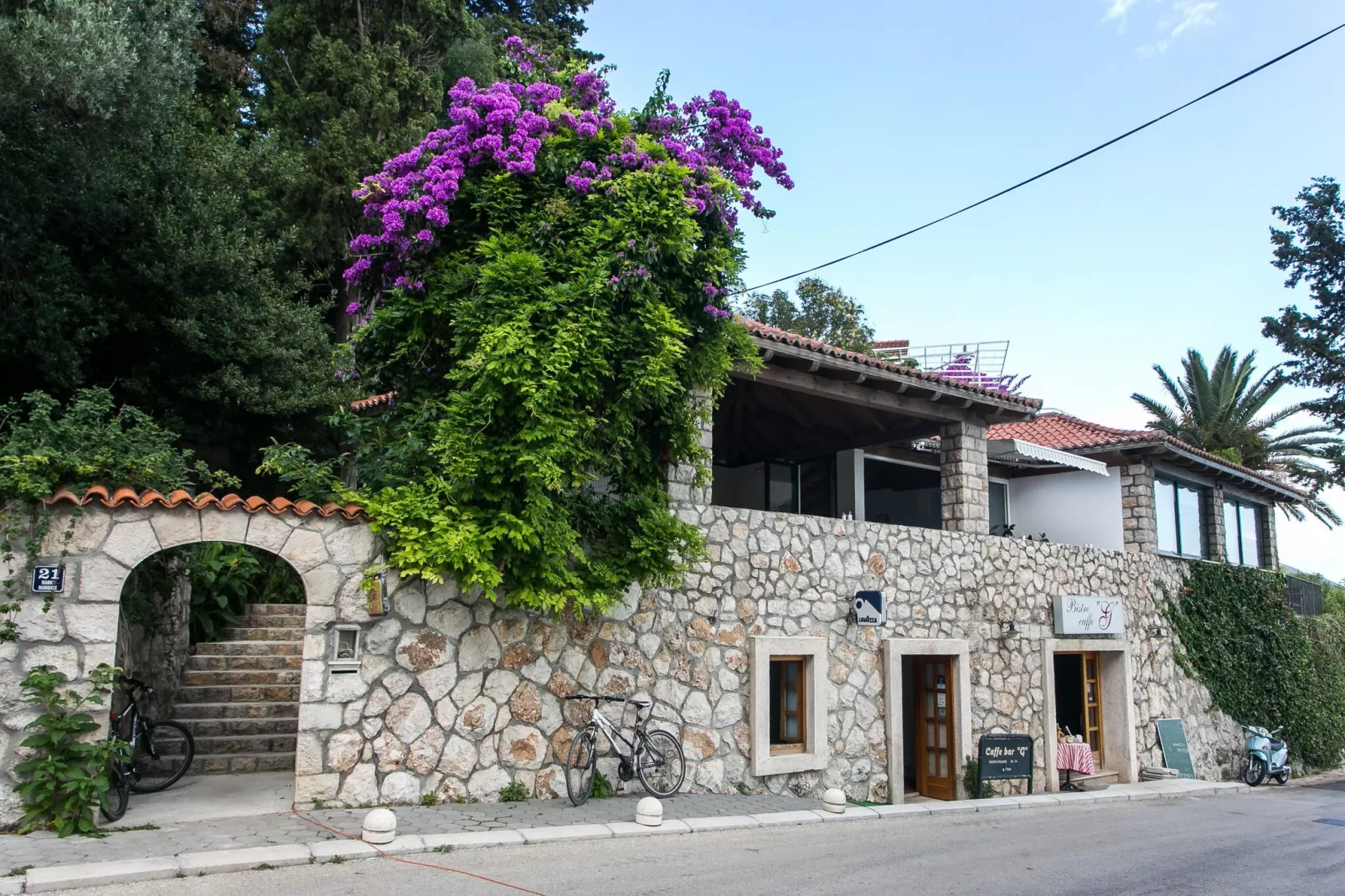 Villa Mirjana - One Bedroom Apartment with Terrace and Sea View (Naranča)-Buitenlucht