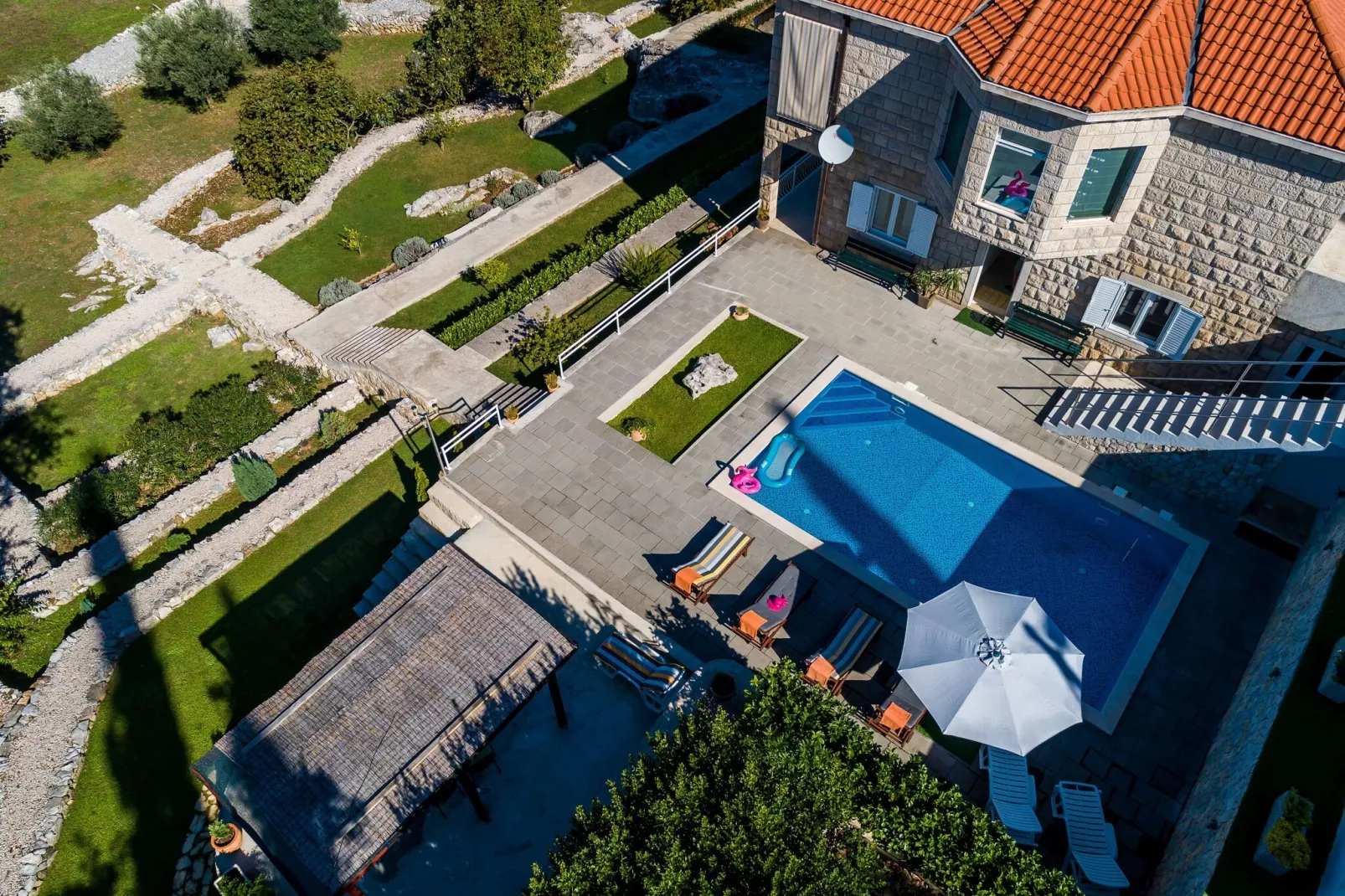 Villa Oasis Cypress - Three Bedroom Villa with Terrace and Swimming Pool-Uitzicht