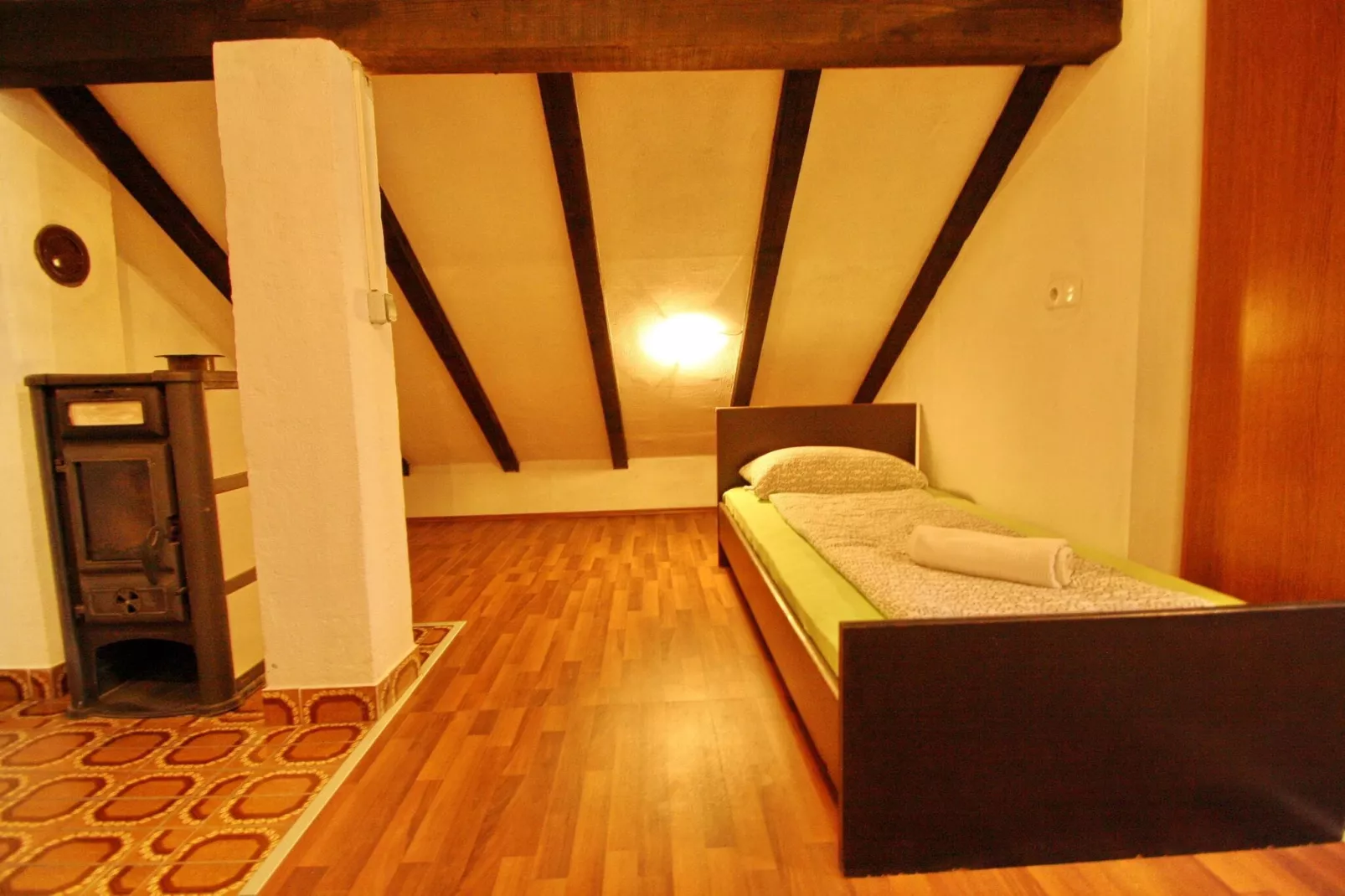 Apartments Lemeš - Comfort One Bedroom Apartment with Garden View (Apt5)-Badkamer