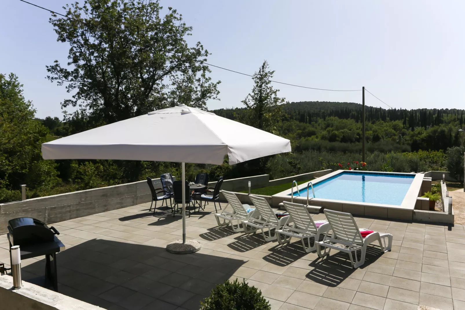 Apartments Villa Harmonia - One-Bedroom Apartment with Patio and Shared Pool-Terras