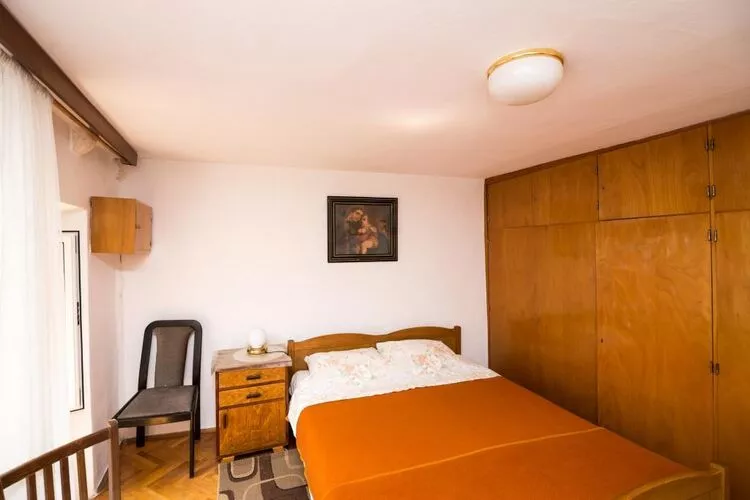 Rooms Ane Old Town - Double Room with Shared Bathroom-Slaapkamer