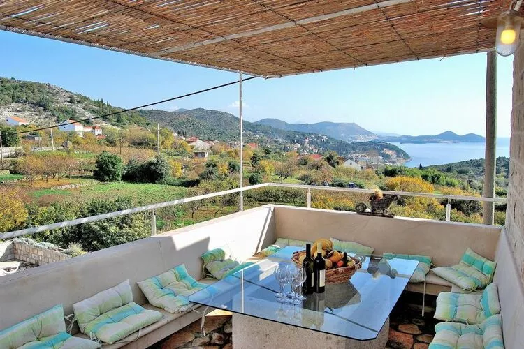 Villa Tony - Five Bedroom Villa with Terrace, Swimming Pool and Sea View-Terras