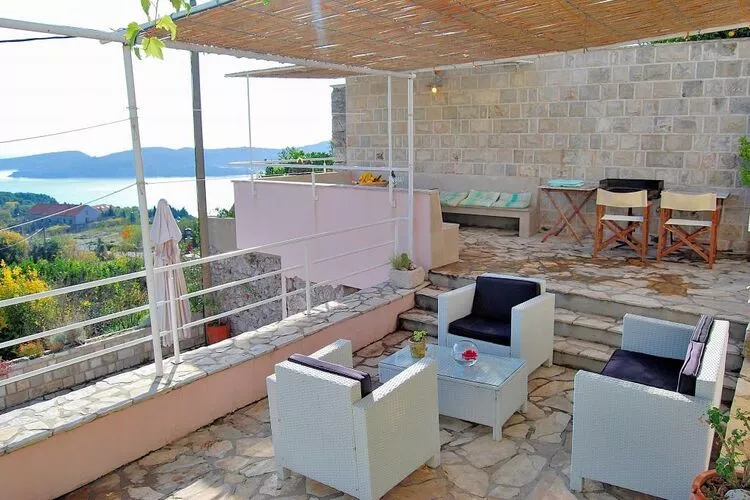 Villa Tony - Five Bedroom Villa with Terrace, Swimming Pool and Sea View-Terras