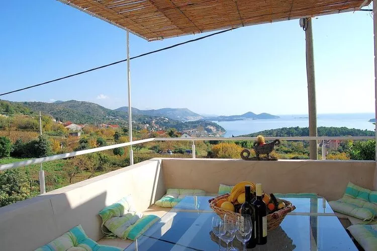 Villa Tony - Five Bedroom Villa with Terrace, Swimming Pool and Sea View-Terras