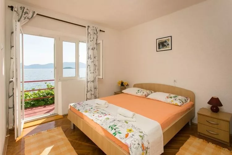 Apartments Stipo - Comfort Two Bedroom Apartment with Balcony and Sea View (A2)-Slaapkamer