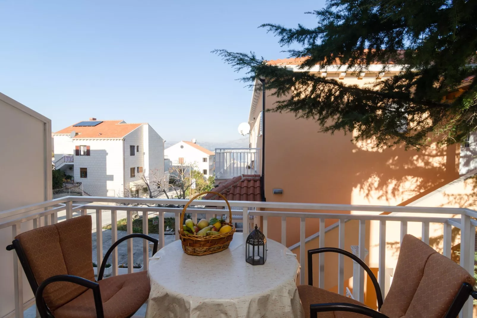 Apartments Senjo - Studio Apartment with Balcony with Side Sea View (Apartman 4)-Terrasbalkon