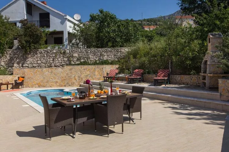 Villa Avoca - Four Bedroom Villa with Swimming Pool-Terras