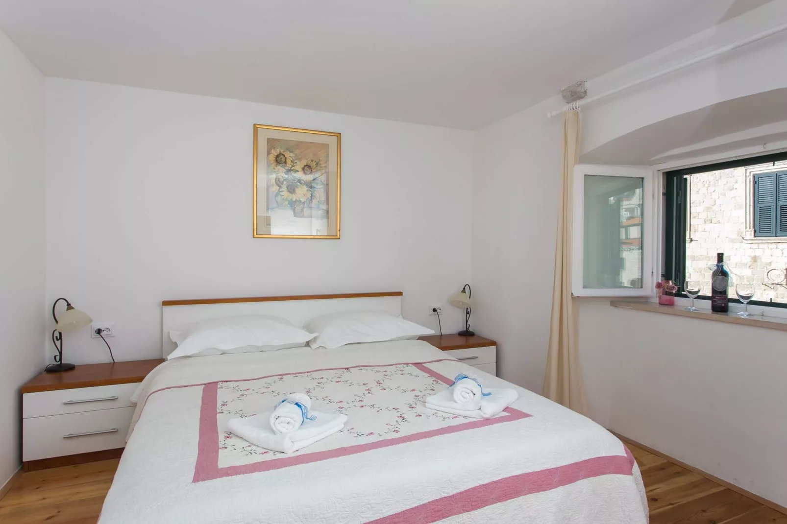 Guest House Lumin - Studio Apartment with City View Third Floor) (BR4)-Slaapkamer